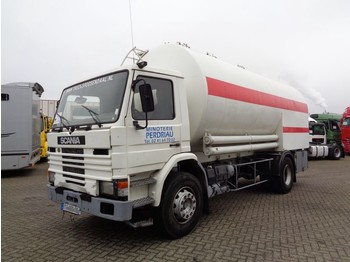 Tank truck Scania P 93 + Manual + 3 components: picture 1