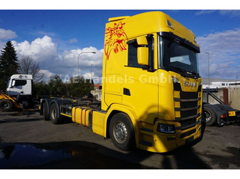 Cab chassis truck SCANIA S 500