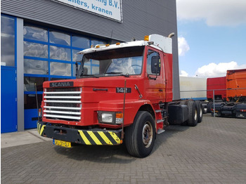 Cab chassis truck SCANIA T142