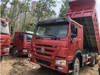 Tipper for transportation of cement Sinotruk Howo Dump truck: picture 1