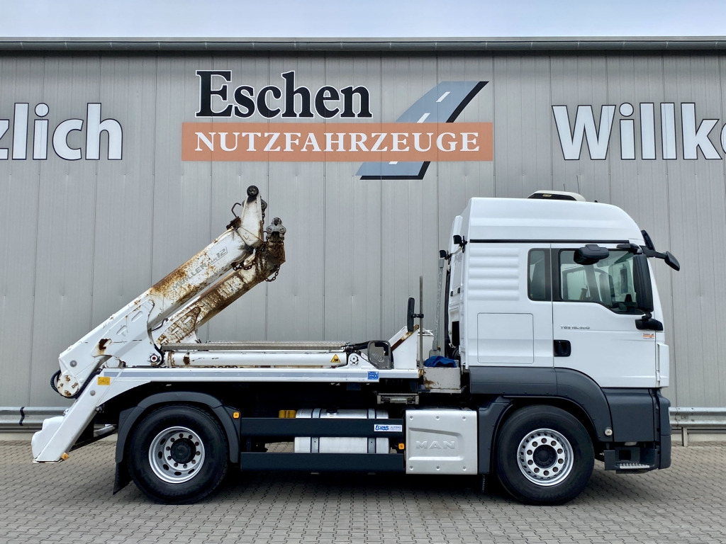Skip loader truck MAN TGS 18.500 4x2 LL