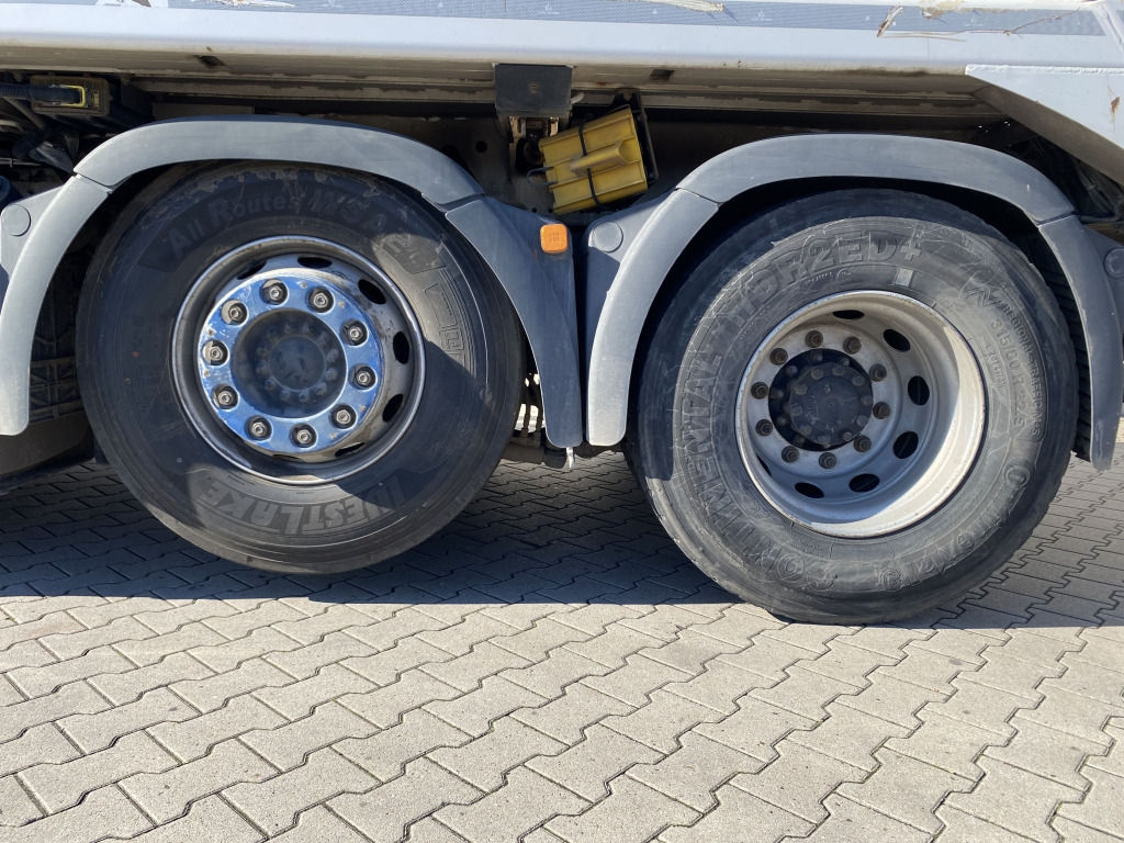 Skip loader truck MAN TGS 26.430 6x2/4 BL