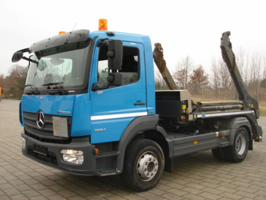 Skip loader truck MERCEDES-BENZ Atego 1524 K  Absetzkipper TOP +Funkfernbed.