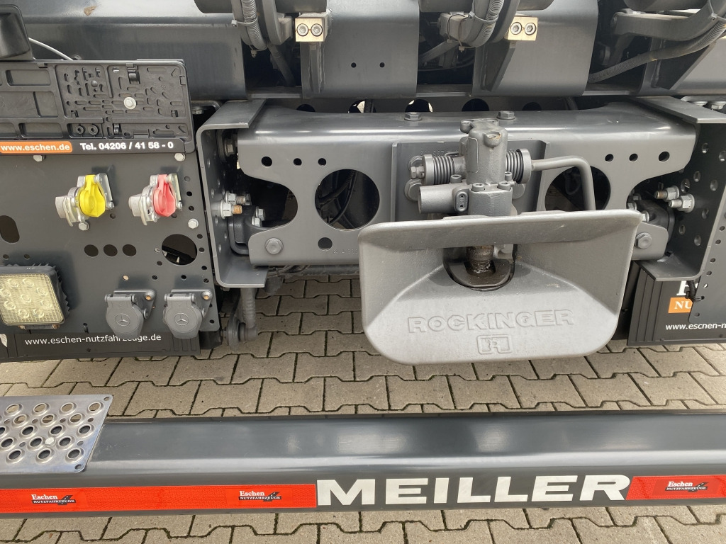 Skip loader truck Mercedes-Benz 1842 L Actros