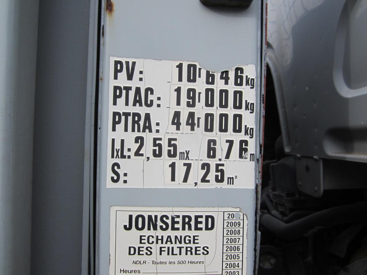 Skip loader truck Renault Kerax 460 DXI