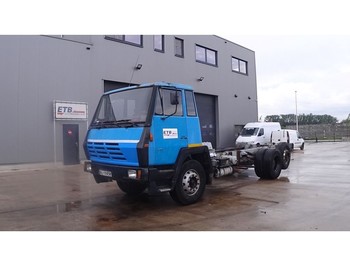 Cab chassis truck Steyr 1491 (STEEL SUSPENSION / BIG AXLE / MANUAL PUMP / 6X2 / 8 TIRES): picture 1