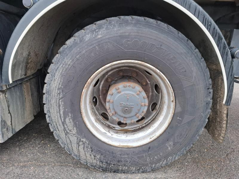 Tank truck DAF 85 .410