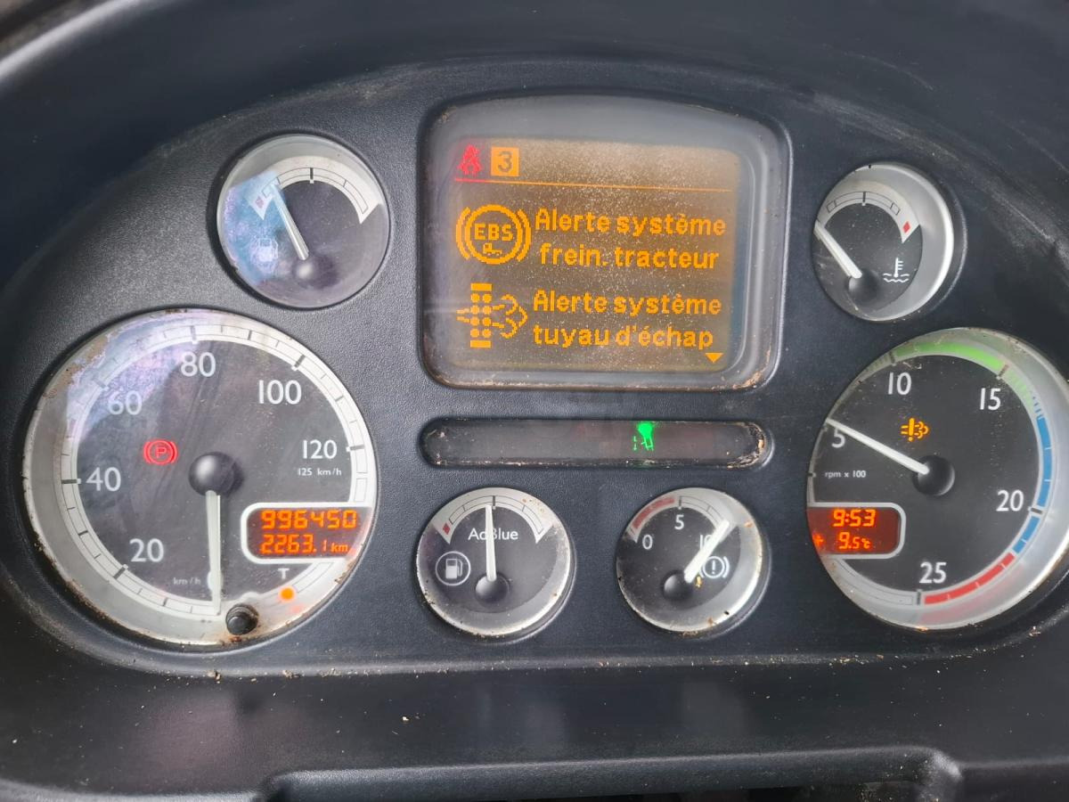 Tank truck DAF 85 .410