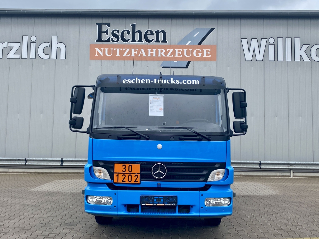 Tank truck Mercedes-Benz 1318 L Atego