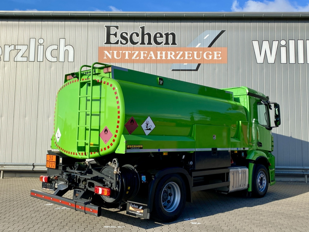 Tank truck Mercedes-Benz 1843 Antos A3