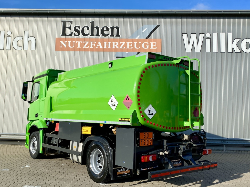 Tank truck Mercedes-Benz 1843 Antos A3