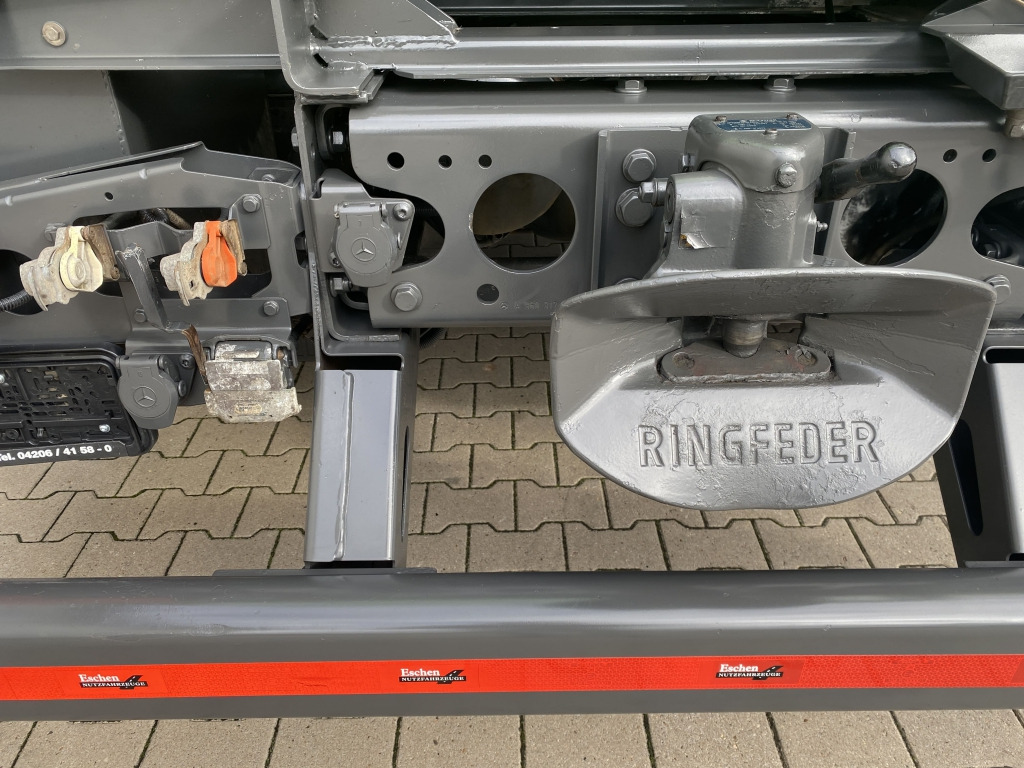 Tank truck Mercedes-Benz 1843 Antos A3