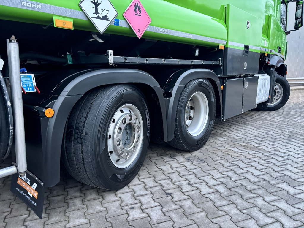 Tank truck Mercedes-Benz 2545 Antos