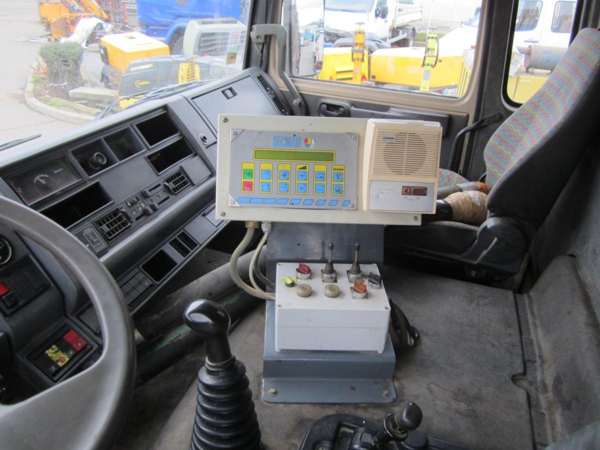 Tank truck Renault G 270