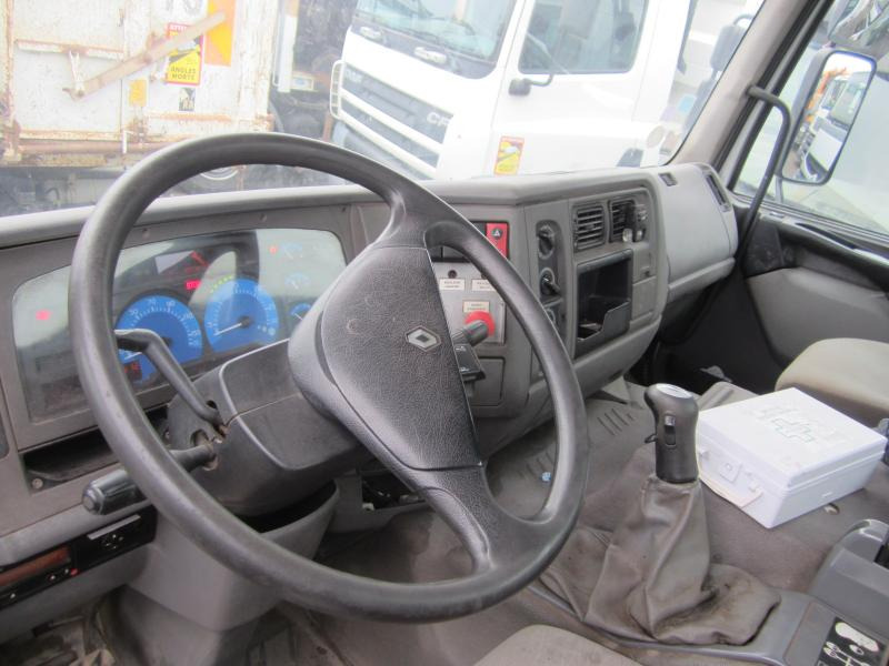 Tank truck Renault Kerax