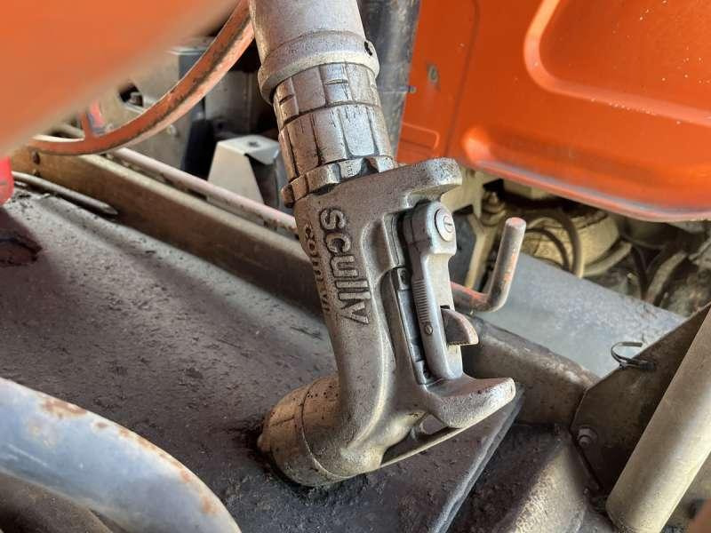 Tank truck Renault MIDLUM 180 DCI