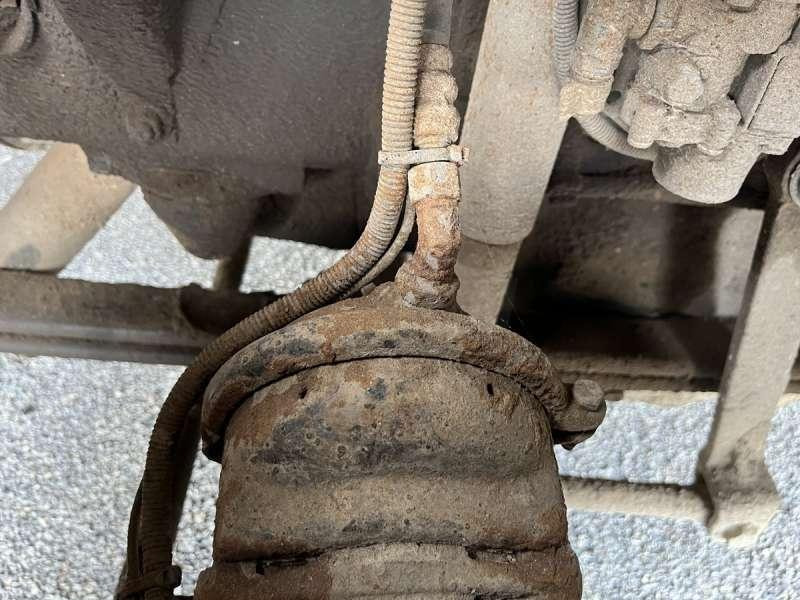 Tank truck Renault MIDLUM 180 DCI