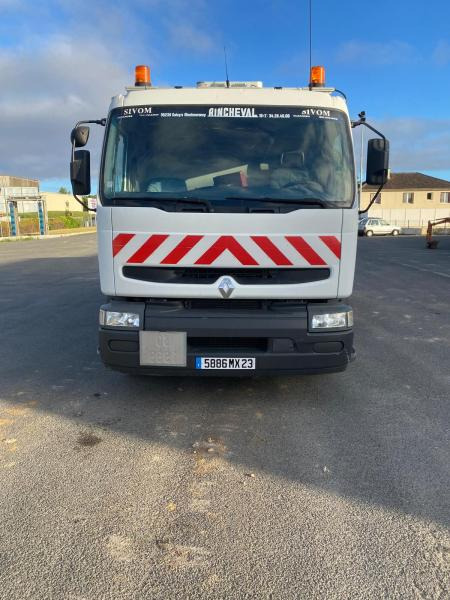 Tank truck Renault Premium 300 CV