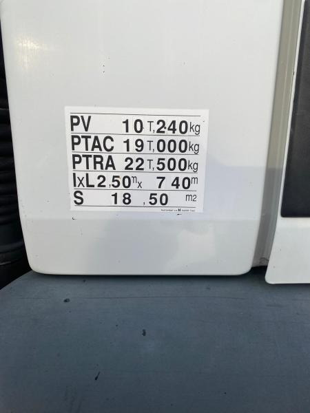 Tank truck Renault Premium 300 CV