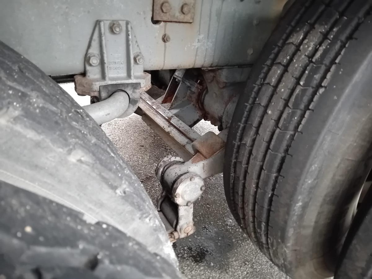 Tank truck Scania 93 250