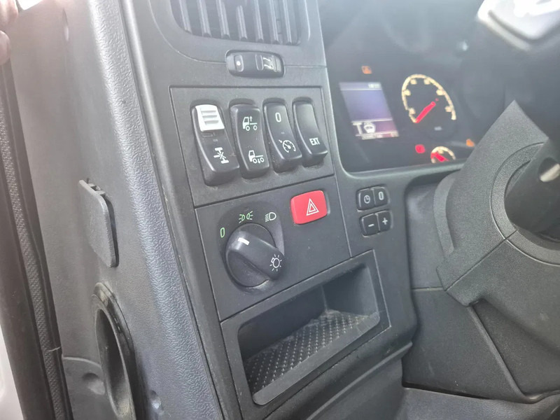 Tank truck Scania P310 13500L CARBURANT / FUEL - 4 COMP