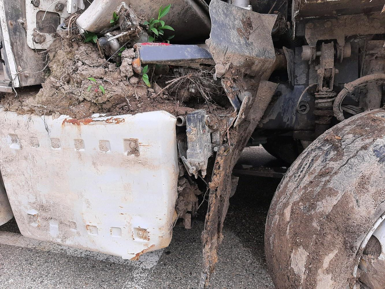 Tank truck VOLVO FL 280 CITERNE