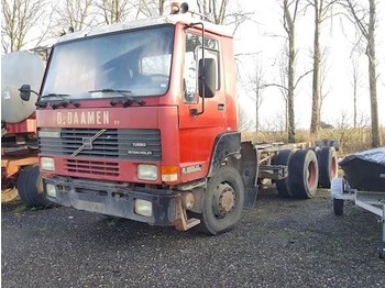 Cab chassis truck Terberg FL1350-WDG 6X6: picture 1