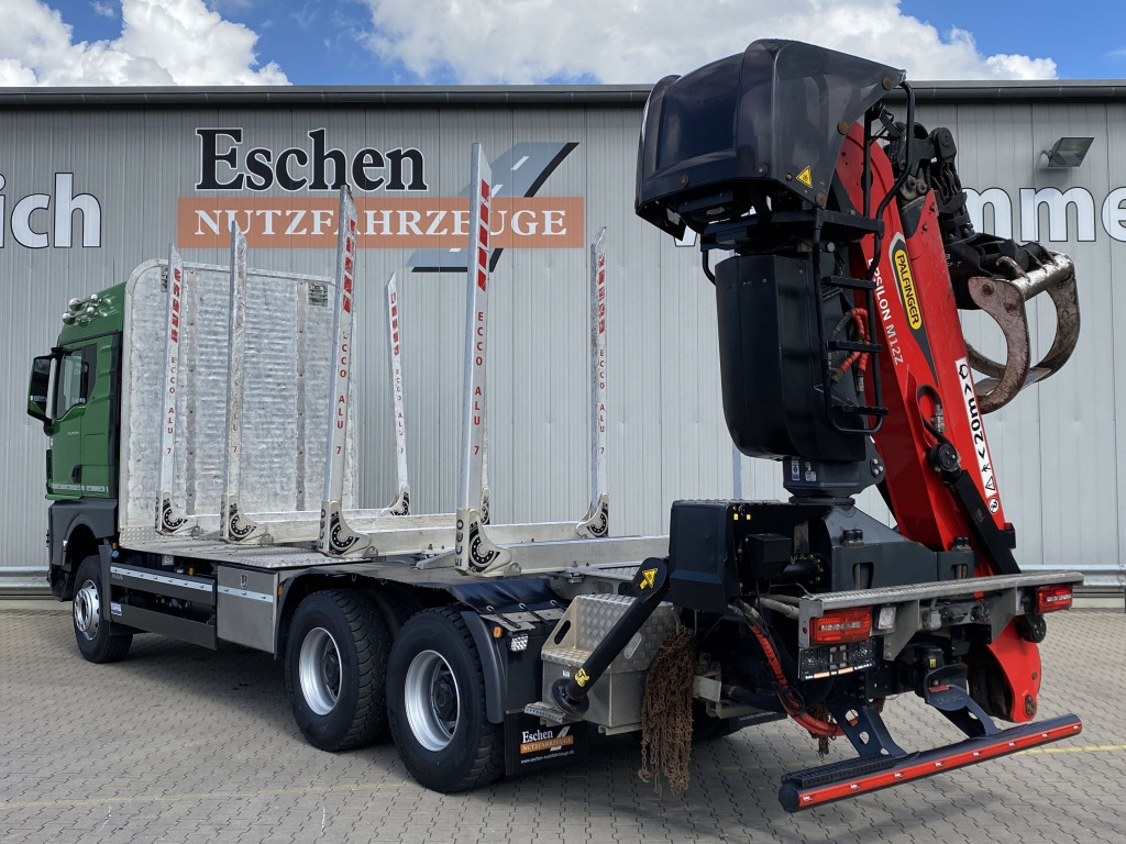 Timber truck MAN TGX 33.580 6x4 BB Kurzholzaufbau / Kran