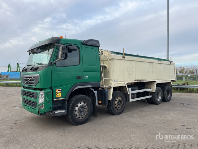 Tipper 2010 Volvo FM420 8x4 Sleeper Tri/A Dump Truck