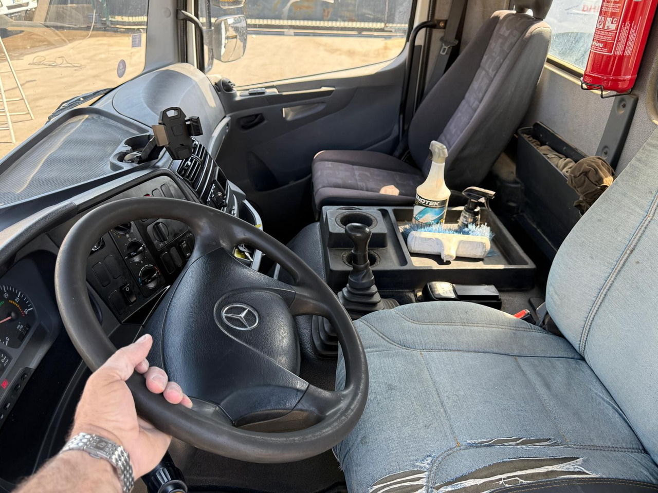 Tipper Camion bénne Mercedes Benz 2633 CC-057-HN