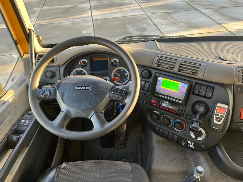 Tipper DAF CF 75 360 FAN Kipper knijperwagen