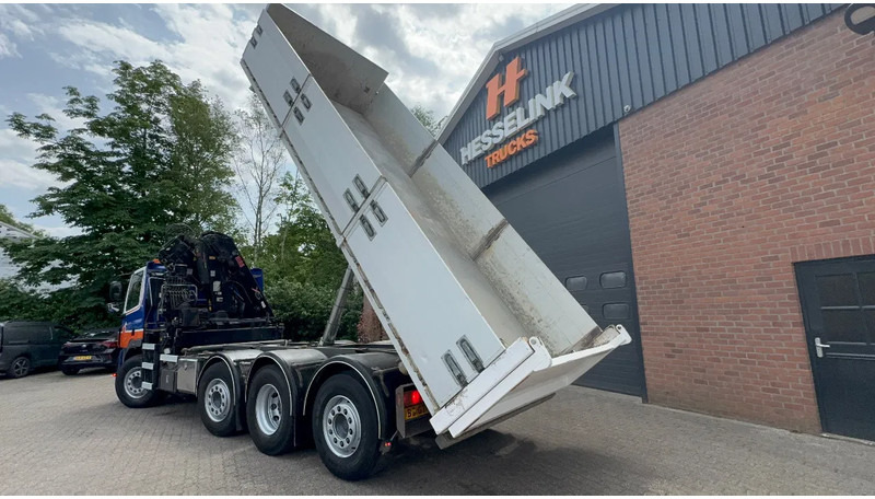 Tipper DAF CF 85.360 8X2 3 Zijdige kipper HIAB 16 t/m kraan AHK Top condition