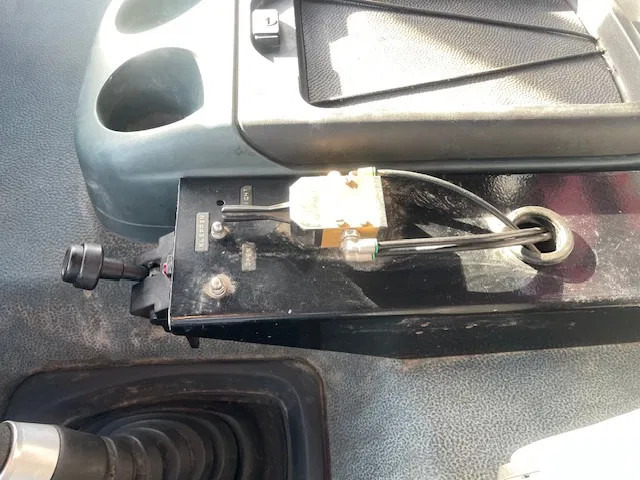 Tipper Ginaf X 4345 TSV 8x6 NL-Truck Manual gearbox