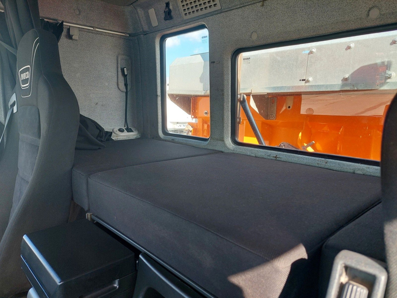 Tipper Iveco AD 260T46 BB Meiller Bordmatik 6x4