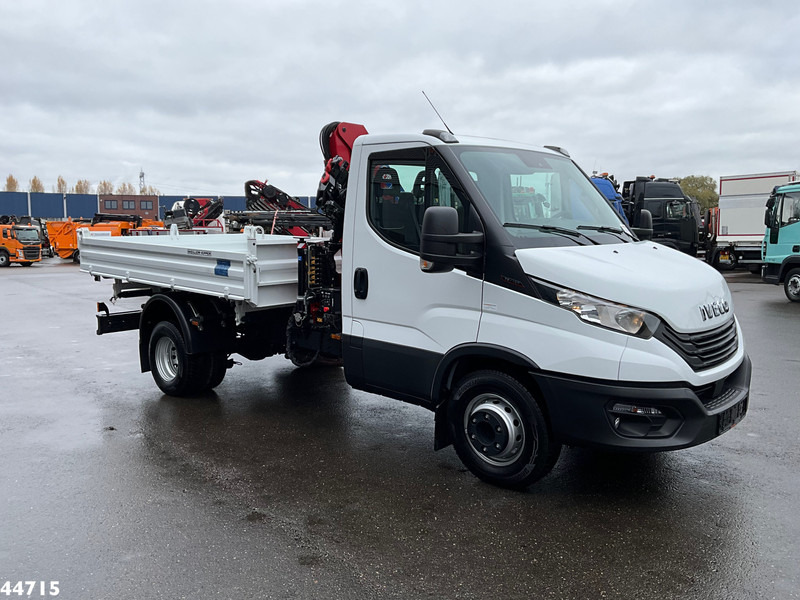 Tipper Iveco Daily 72C18 HMF laadkraan 3,4 Tonmeter laadkraan + Meiller 3-zijdige kipper New & Unused!!