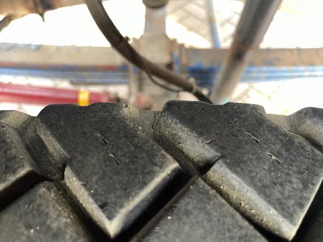 Tipper Iveco Eurotrakker 340 380 8X4 Euro 2