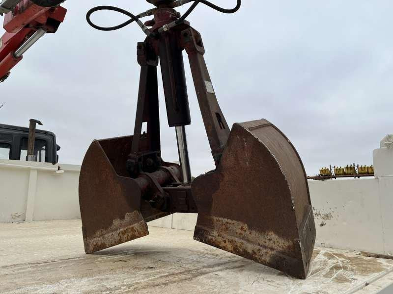 Tipper Iveco GRUE TECTOR 130E18