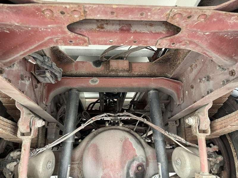 Tipper Iveco GRUE TECTOR 130E18