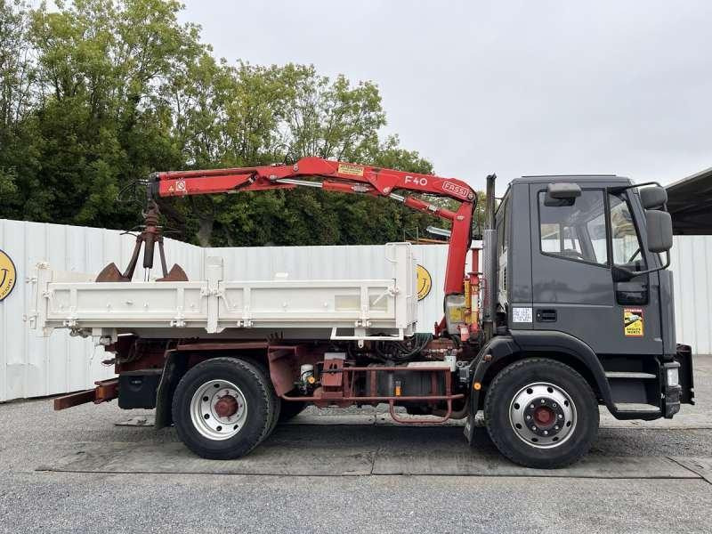 Tipper Iveco GRUE TECTOR 130E18