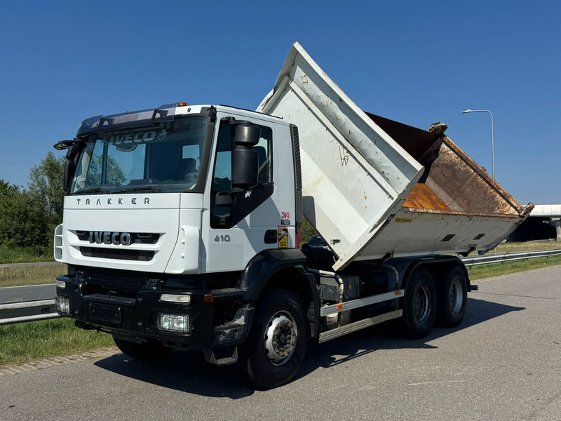 Tipper Iveco Trakker 410 6x4 Kipper