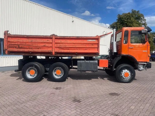 Tipper MAN 26.293 6x6 Full steel Kipper
