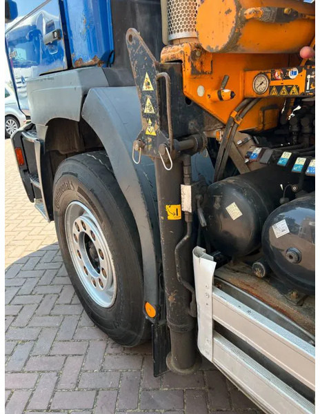 Tipper MAN 33 FE 33.410 6X4 KRAAN + KIPPER EURO 2 BLADGEVEERD
