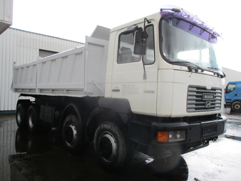 Tipper MAN 35-364 , Manual , 8x4 , 3 way tipper , Spring suspension