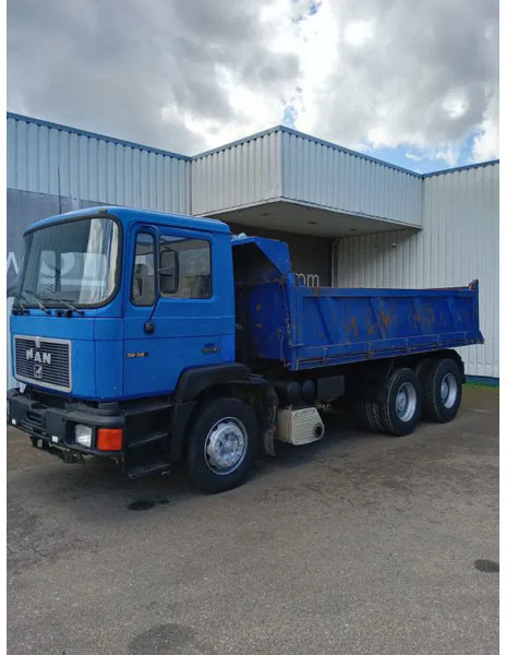 Tipper MAN F2000 , 32-322 , 6x4 , ZF Manual , Tipper , Spring Suspension