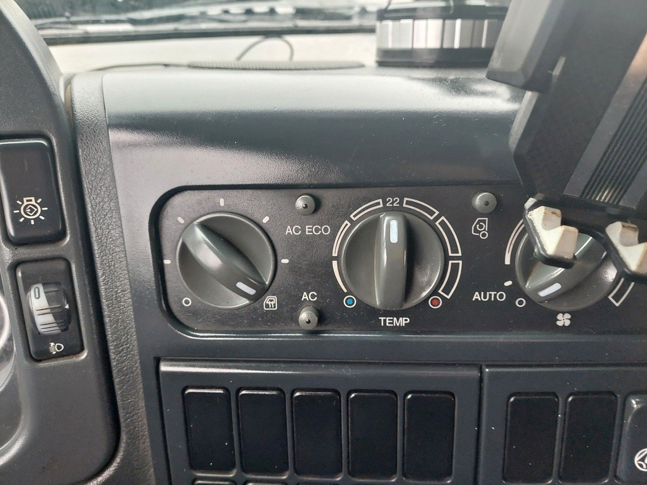 Tipper MAN TGA 26.430 BB 6x4 Meiller