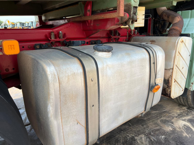 Tipper MAN TGA 26.480 6x4 tipper + HMF crane