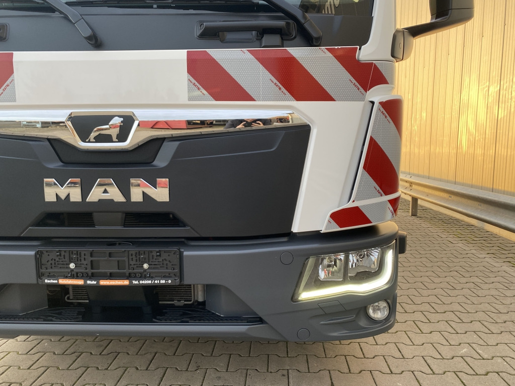 Tipper MAN TGL 8.220 4x2 BB