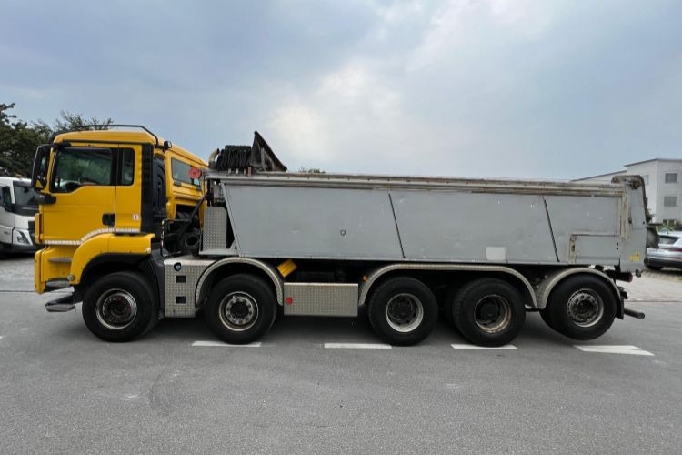 Tipper MAN TGS 35.480 Thermoschieber 25m3