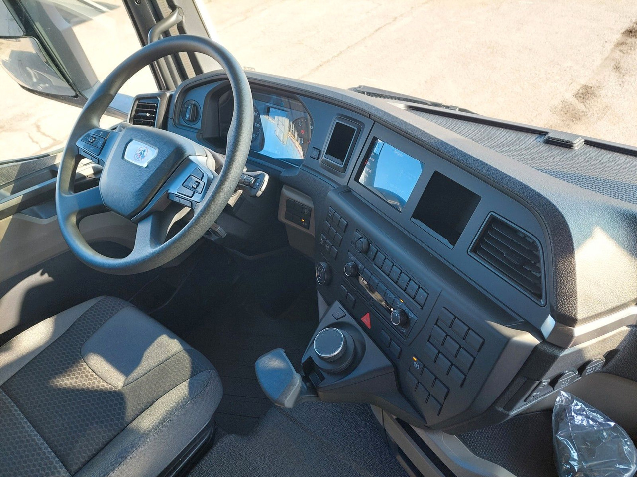 Tipper MAN TGS 35.520 6X6 BB CH