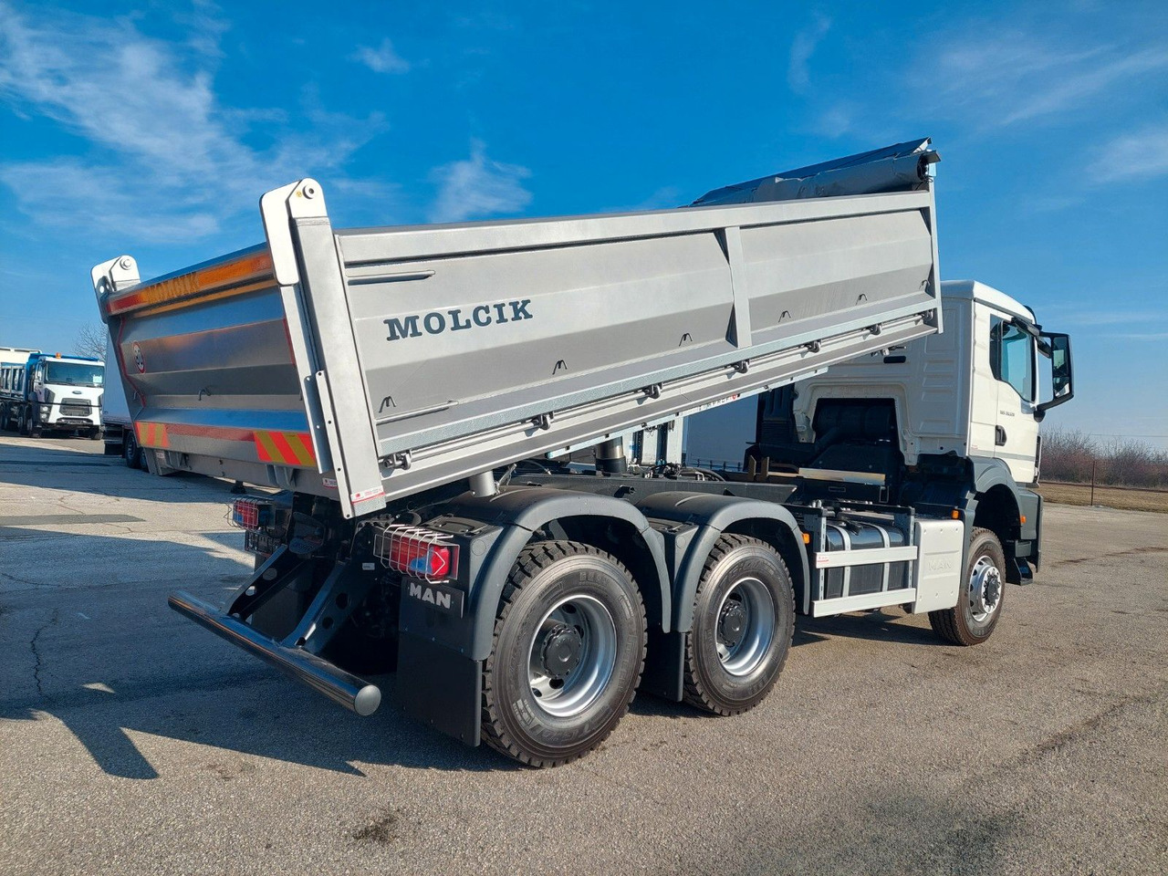 Tipper MAN TGS 35.520 6X6 BB CH